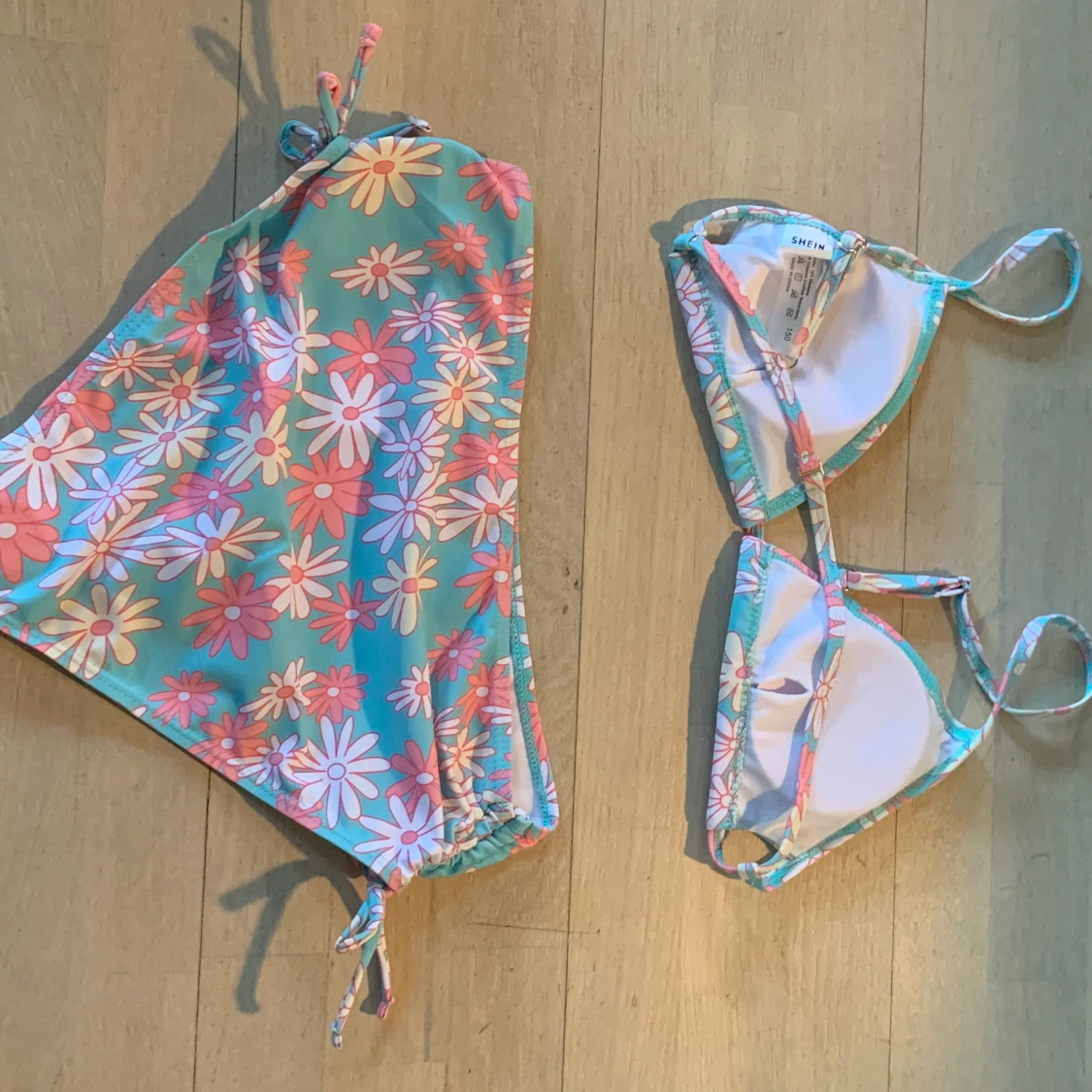 Blommig bikini  - 90