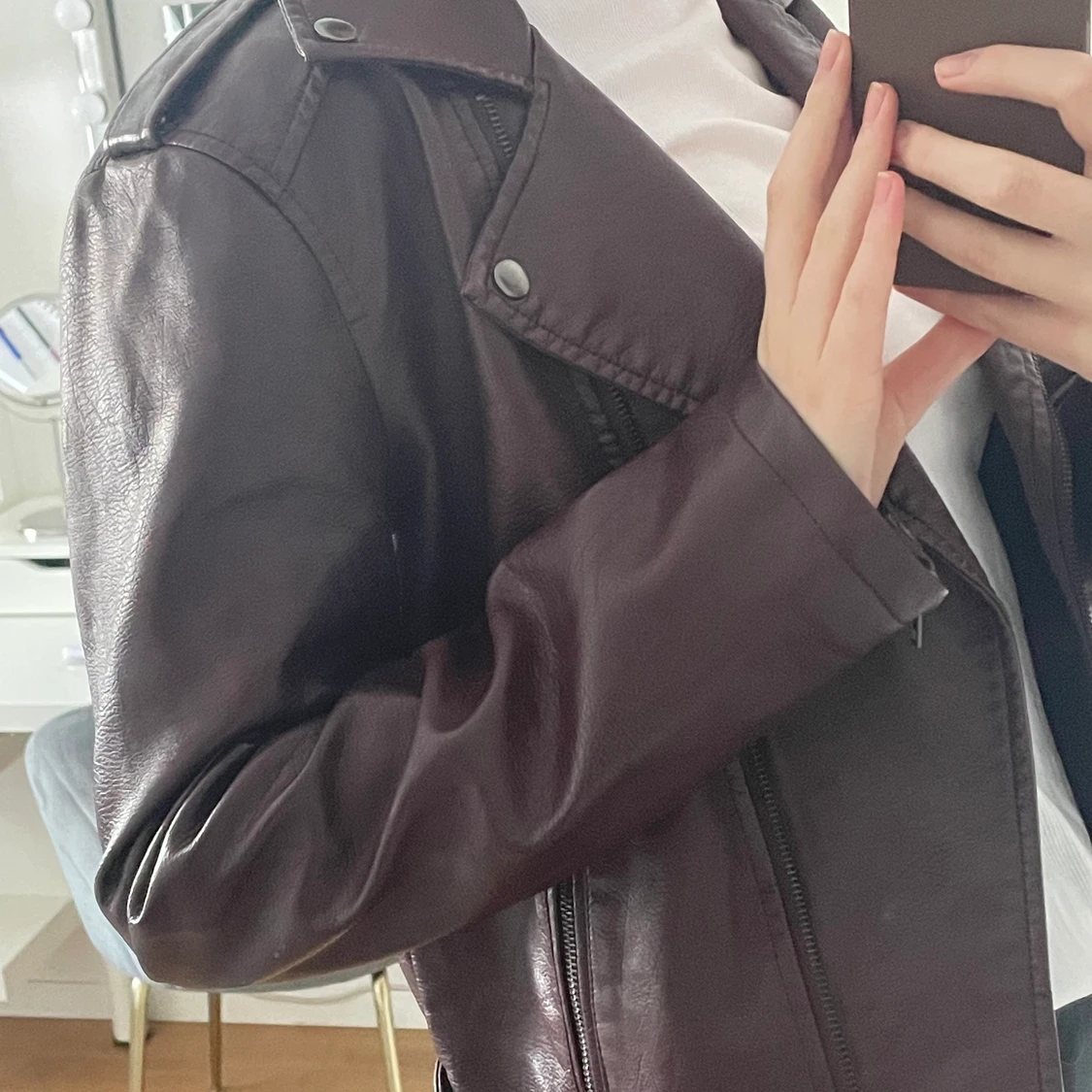 Skinnjacka, storlek M!💕 - 90