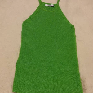 Grön topp från mango  - En grön topp från mango som jag knappt har använt💕💕