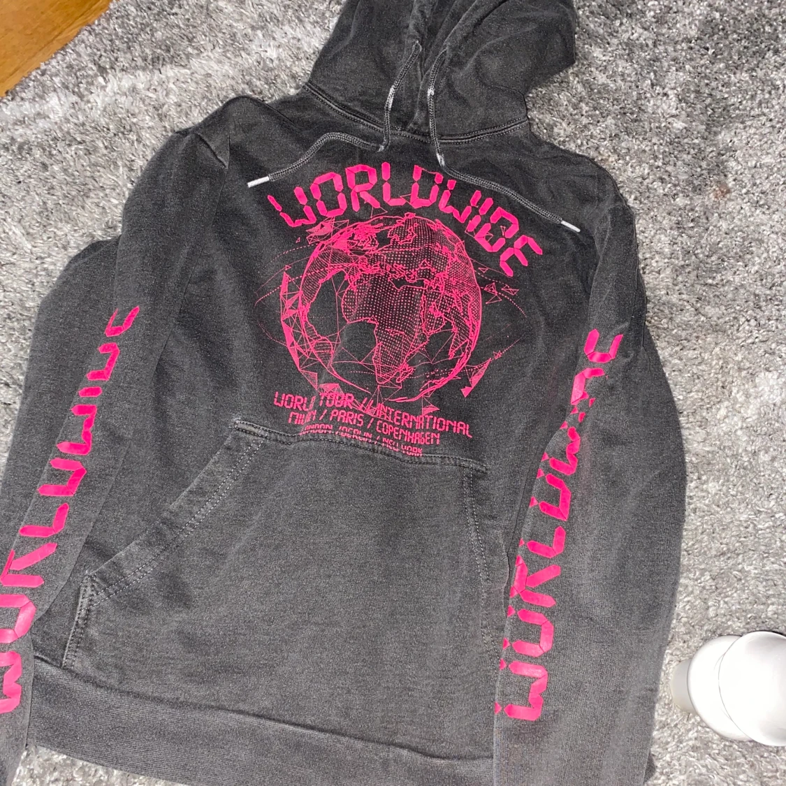 Worldwide hoodie strl M