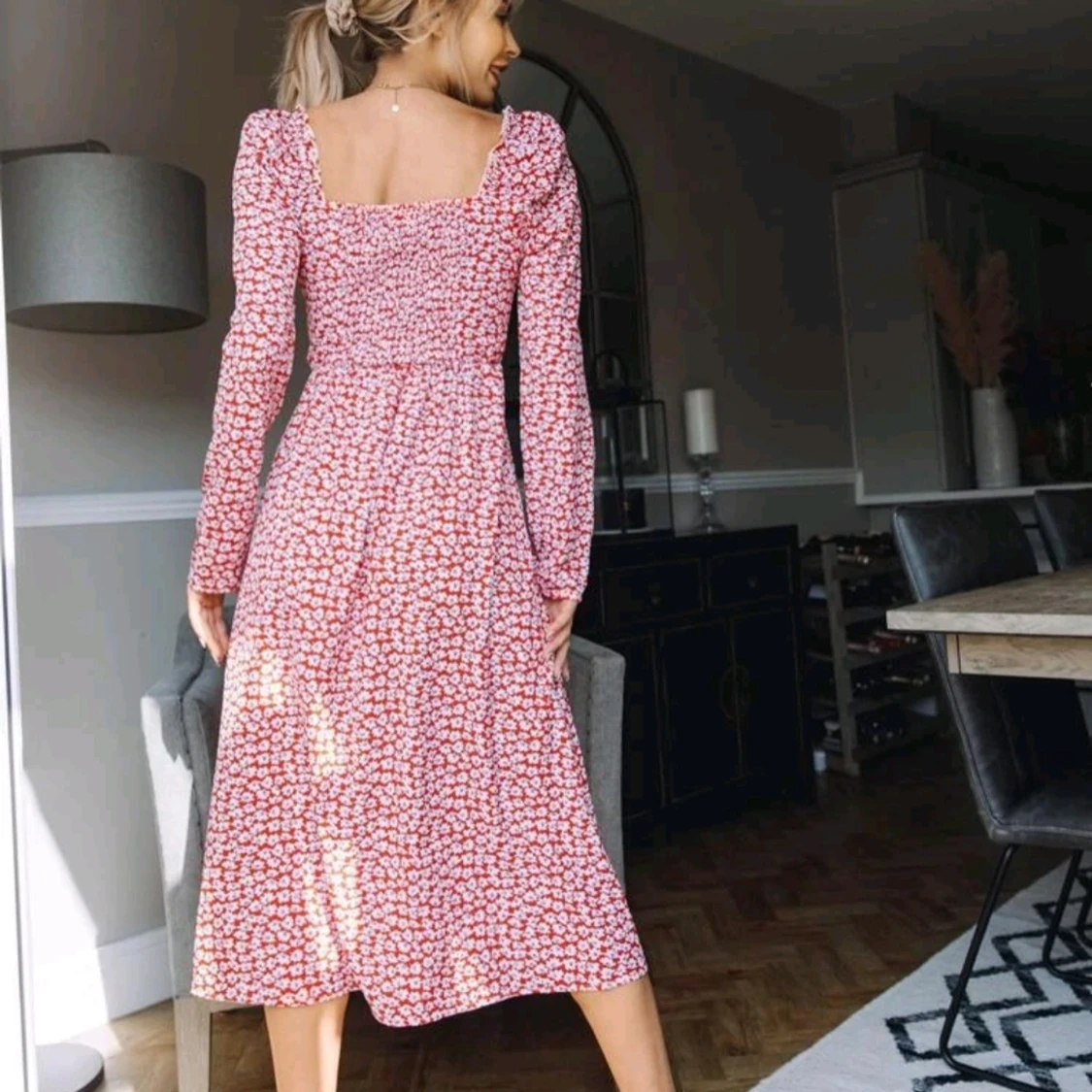 Blommig klänning!!  - 90