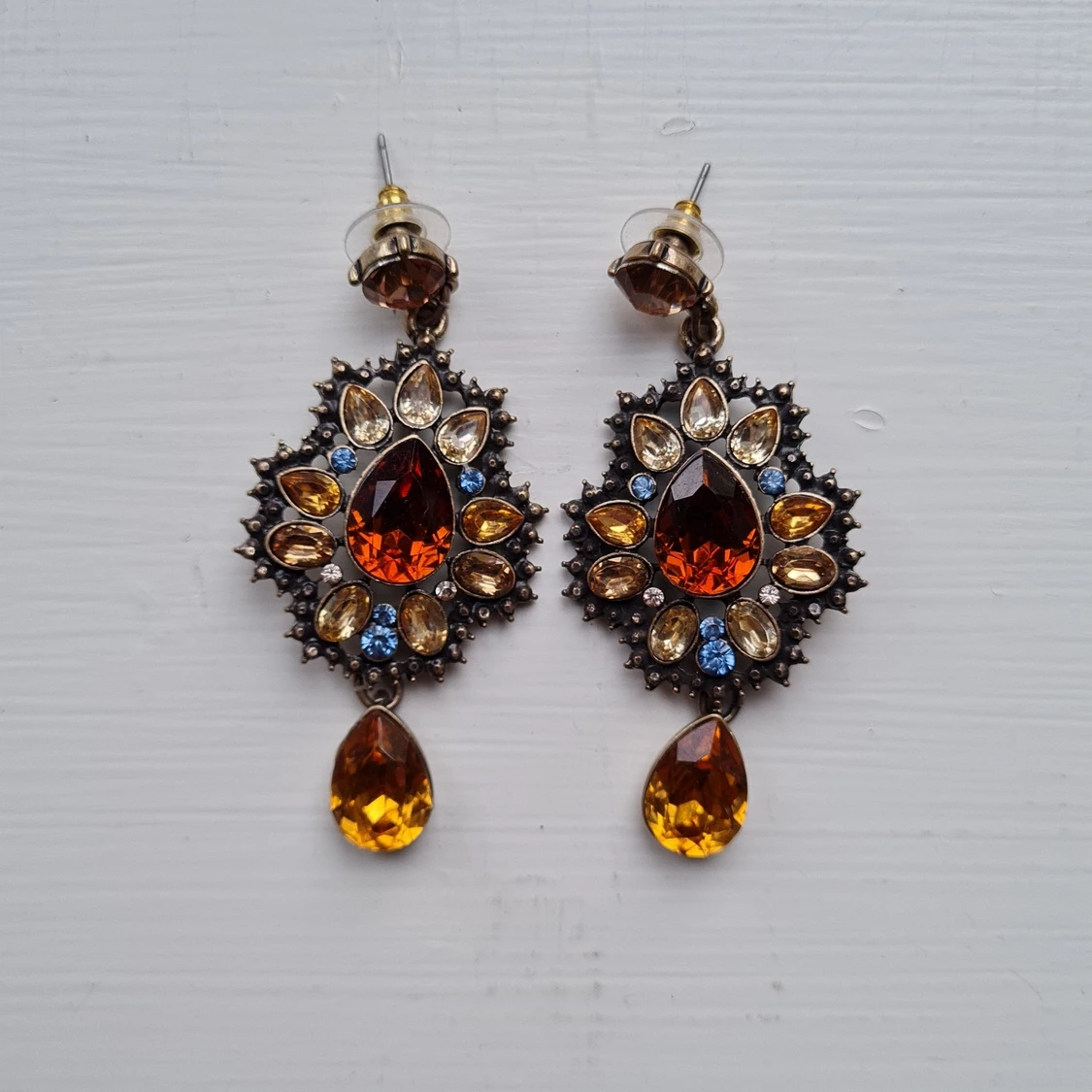 Mango vintage earings