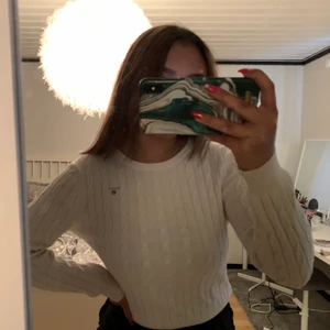 Gant tröja - Så fin tröja från gant. Strl 170=S/M. Älskar men kommer inte till användning längre. 200kr + frakt