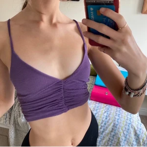 Crop top - Storlek XS. I bra skick 🧊