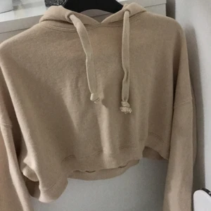 Bik Bok Hoodie XS  - Bra stick, har använts nästan aldrig.