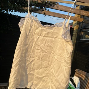 Linne - Linne i satin🤍 frakt tillkommer! 