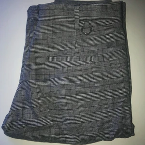 STOCKH LM kostymbyxor  - Stockholm LM kostymbyxor👣 Storlek 34. Bra passform, bekväma finns i Halmstad ‼️ Kan skickas också. 50kr ✨