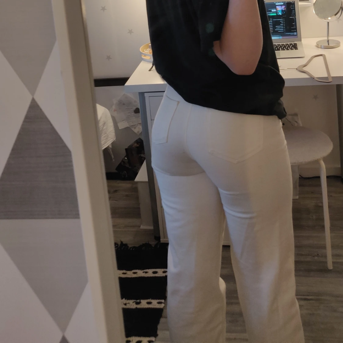 Vita jeans med raka ben - 90