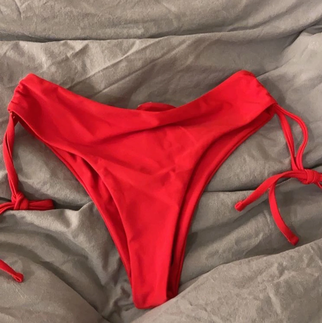Röd bikini - 90