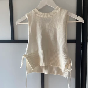 Topp - Supersöt topp i storlek 36! Köparen står för frakt 