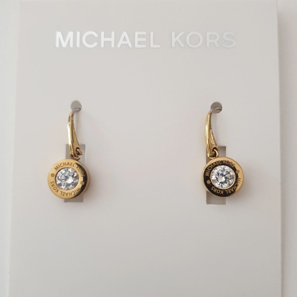 Michael Kors örhängen, helt nya | Plick Second Hand
