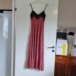 Långklänning  - Zara  storlek small 