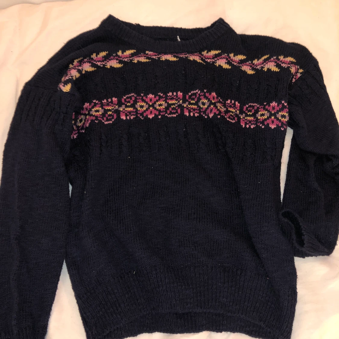 Stickad tjocktröja