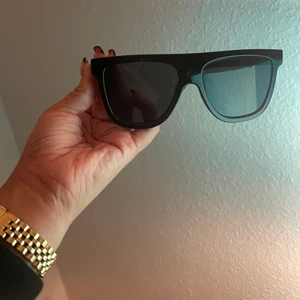 Svarta snygga glasögon  - Jätte snygga! 