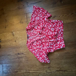 Fin topp från SHEIN  - Bra strl men inget för mig! 