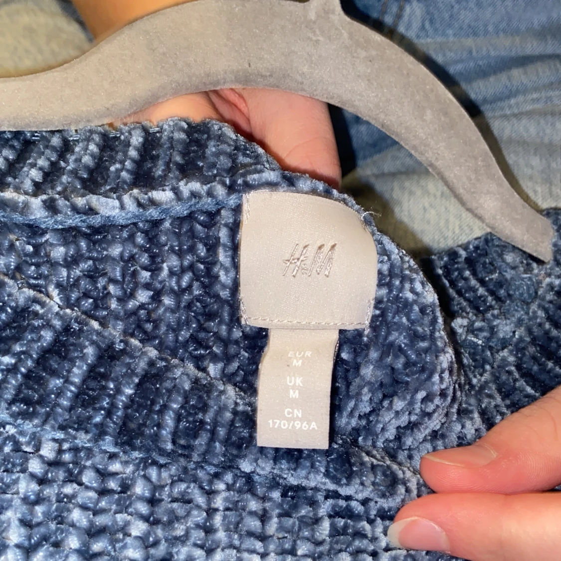 FIN TRÖJA FRÅN HM - 91