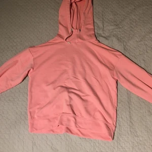 Rosa Hoodie  - Användes bara en gång.