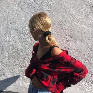 Skjorta - Skjorta som du kan stylea på många sätt! superfin men används inte längre