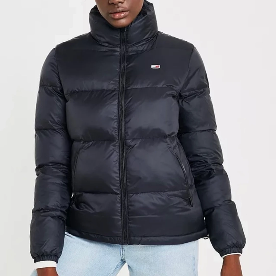 Tommy Hilfigure Puffer Jacket - 90