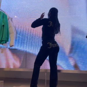 Juice Culture set  - Ny köpt set från juice culture, använt 2 gånger och väldigt sköna.  Priset är för 599kr per set.   Nyköpt pris: 1700sek. Setet kan köpas separat också.