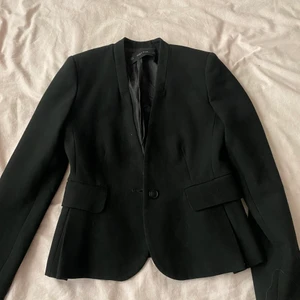 Zara kavaj - För liten för mig