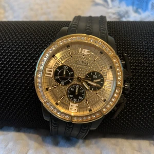 Guess klocka  - Herr klocka, pris kan diskuteras vid snabb affär 