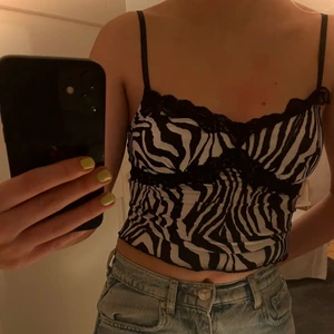 Linne - Zebramönstrat linne! 40kr + 45kr 🚚 