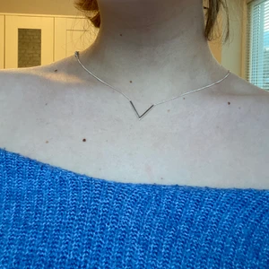 Halsband i silver - Superfint och enkelt halsband i äkta silver! Den är handgjord av min kompis morfar som är en guldsmed! One of a kind <3