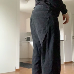 Jeans från jack & jones  - Jeans från jack & Jones i storlek 32x32, jag är 180 