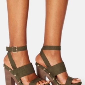 Klackskor - Oanvända storlek 38