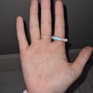 Armband och Ringar// Trans - Trans Armband och Ringar 💙💗🤍💗💙