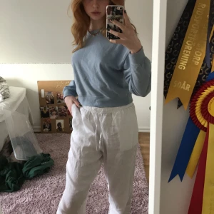 Blå sweatshirt💙 - Sweatshirt från pull&bear i en superfin ljusblå💗💓  jätteskönt material! 