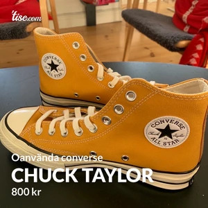 Chuck Taylor converse strl 40 - Helt oanvända chuck Taylor converse i strl 40! Jättefina till sommarens festligheter!