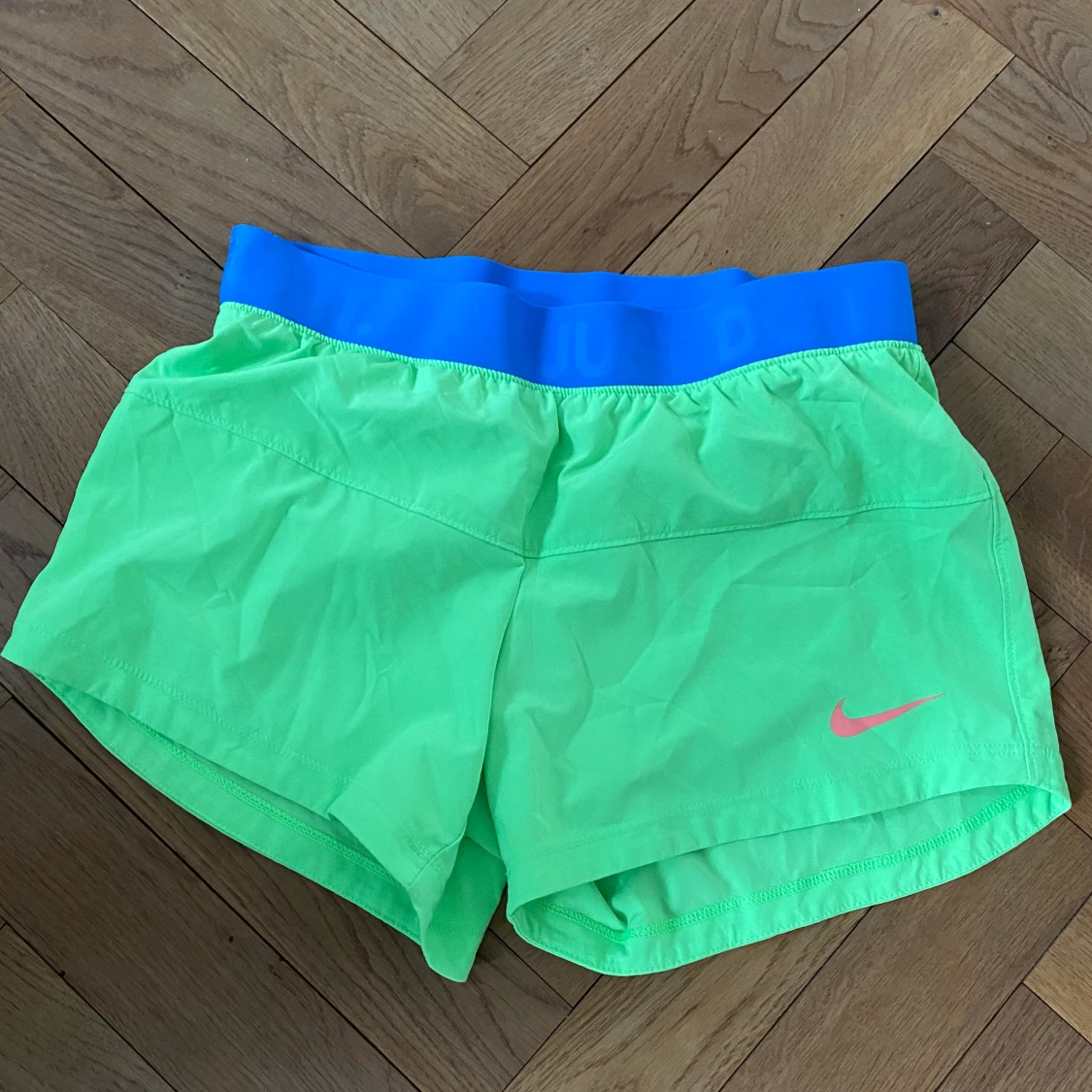Gröna träningsshorts 