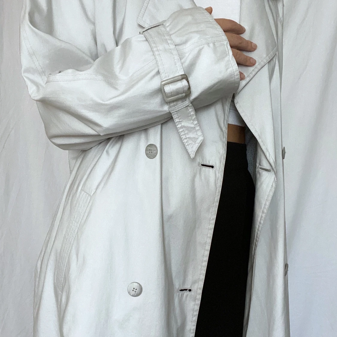 Grå trenchcoat  - 90