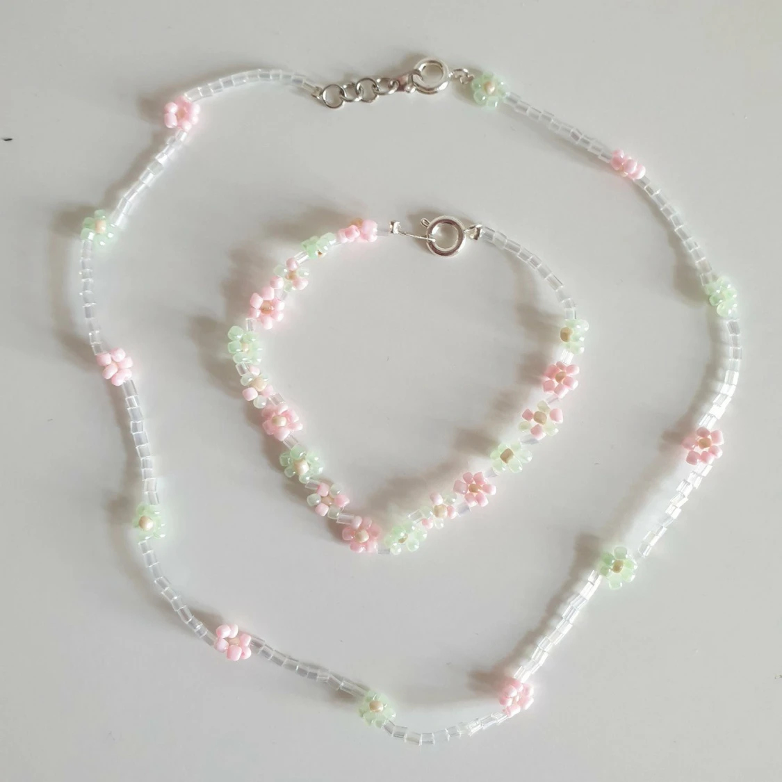 Halskæde og armbånd - Smykkesæt 