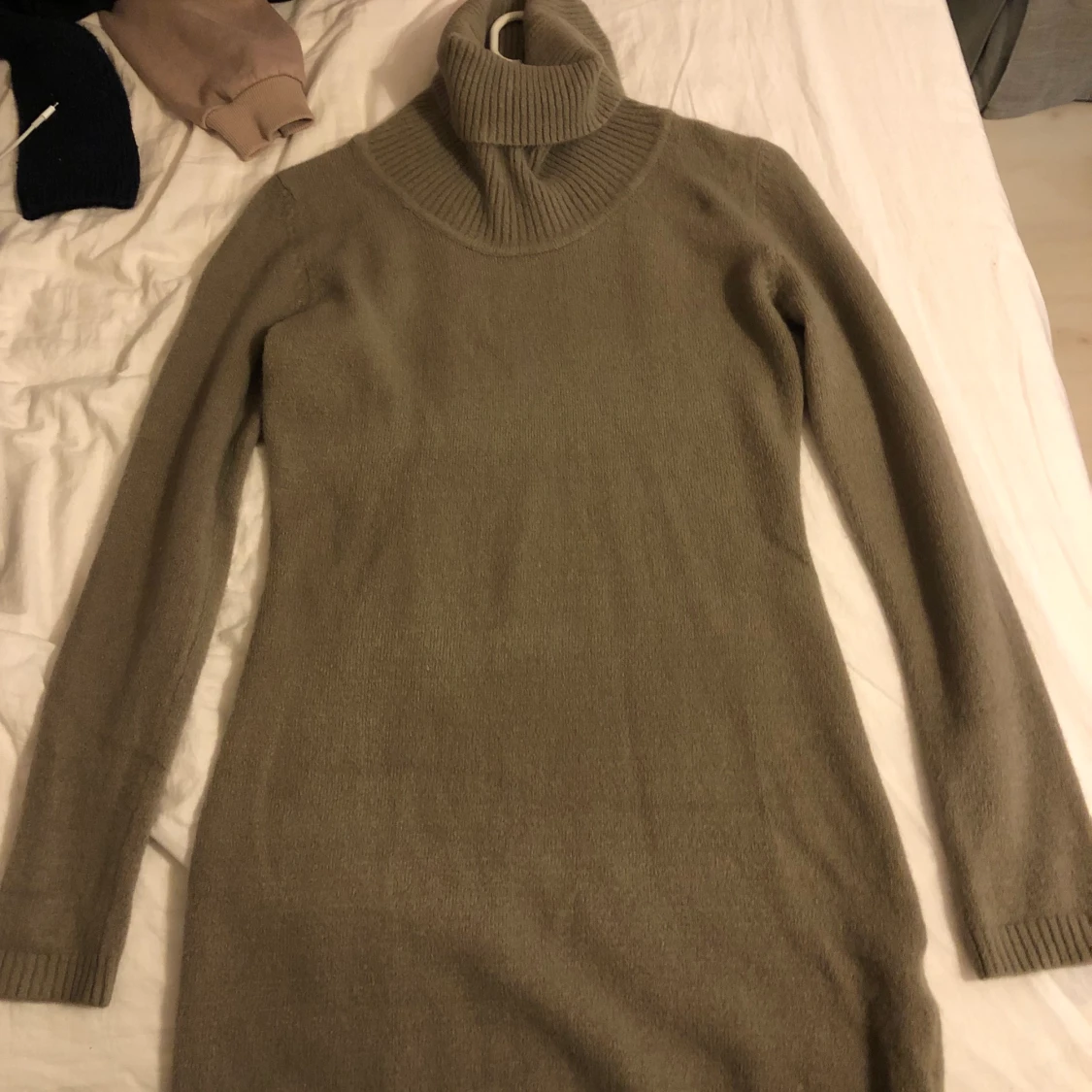 Mjuk poloklänning  - 90