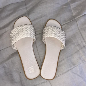 Sandaler - Sandaler i nyskick, strl 38