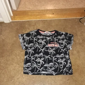 T-shirts  - Gott skick betalning sker via swish 