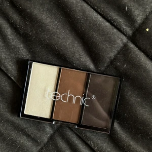 Palett  - Palett från techic! Helt ny och oanvänd! 