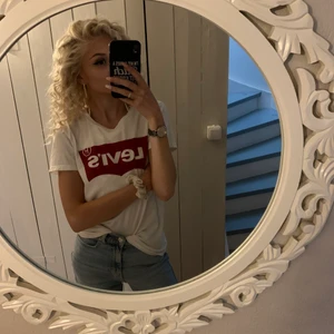 Levis T-shirt  - Äkta levis t-shirt st xs passar även för s, har används några få gånger