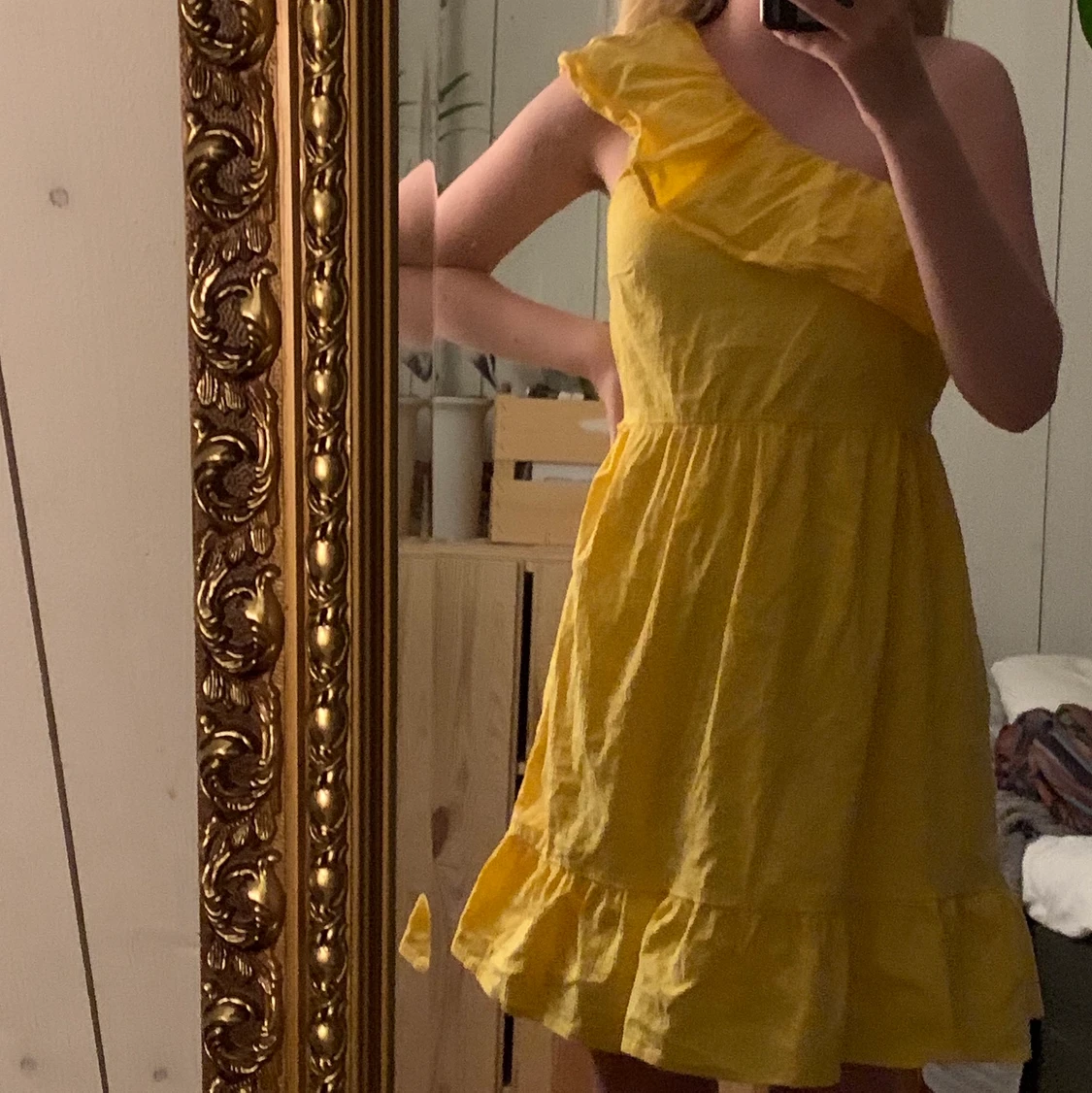 Gul klänning från Vero Moda strl xs - 91