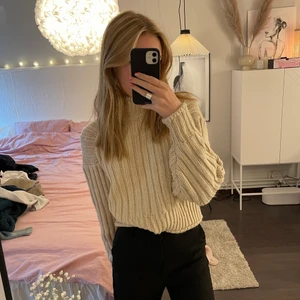 Stickad tröja - Super mysig stickad tröja ifrån hm 💕