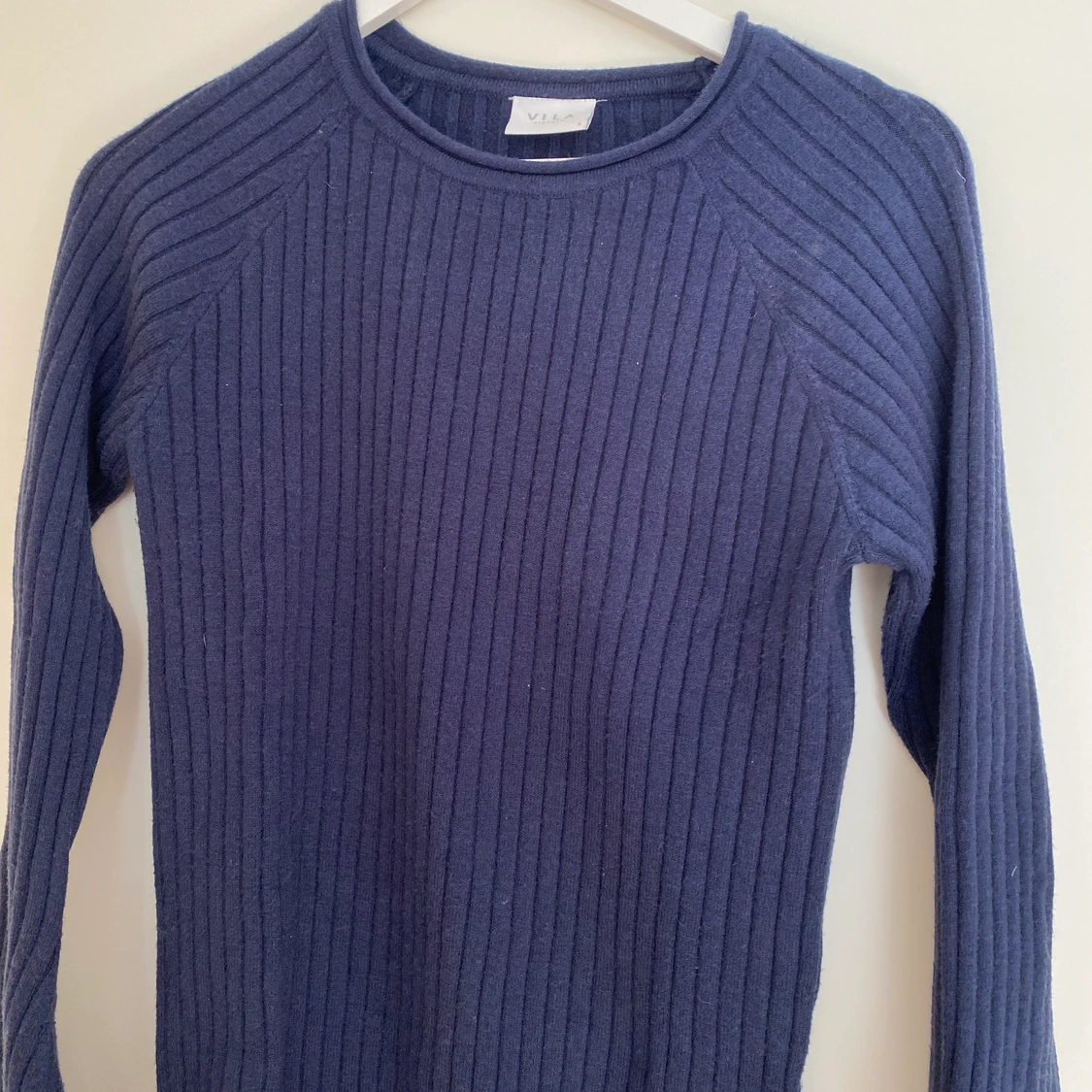 Marinblå tröja - 90