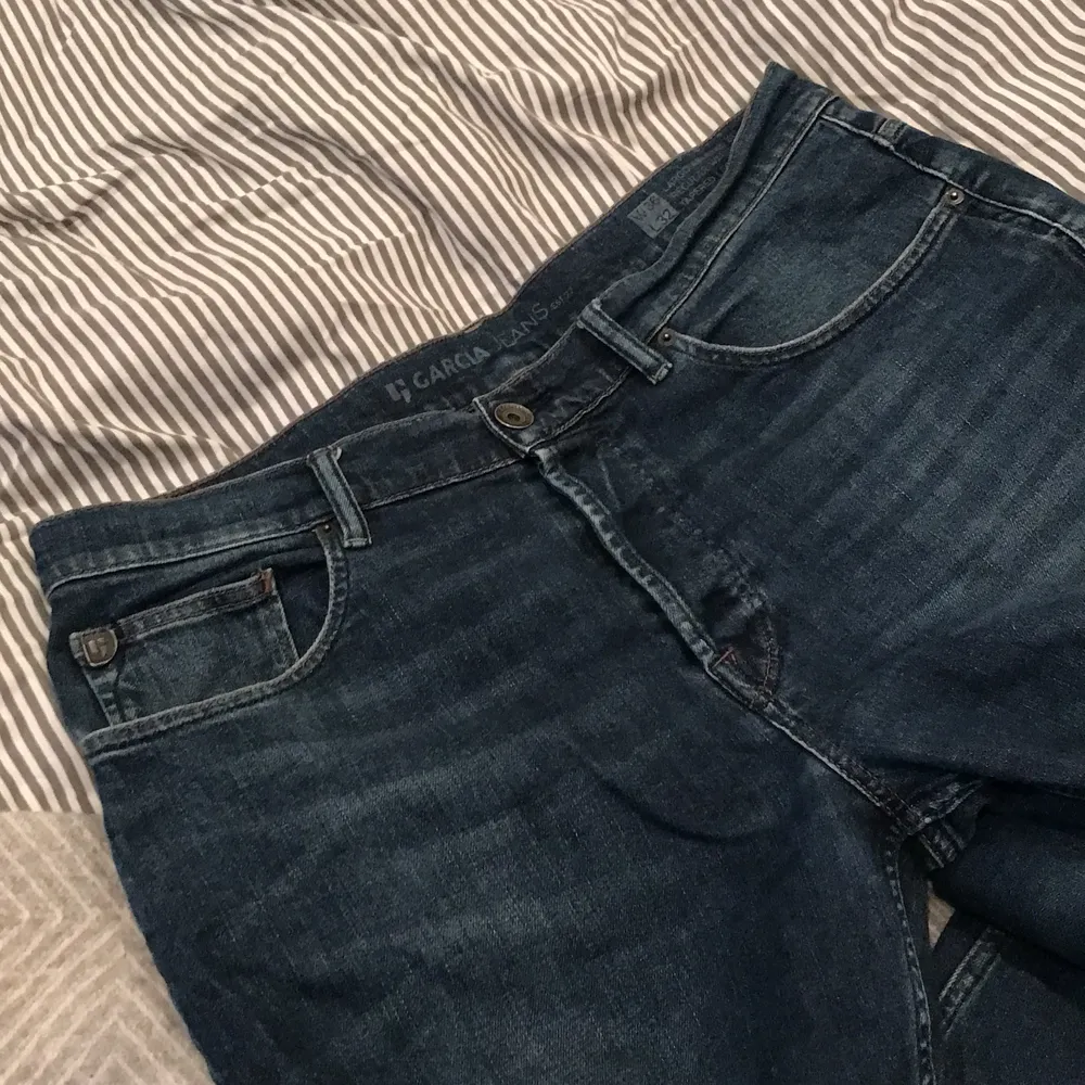 Hela fina jeans, aldrig använda och i fint skick . Jeans & Byxor.
