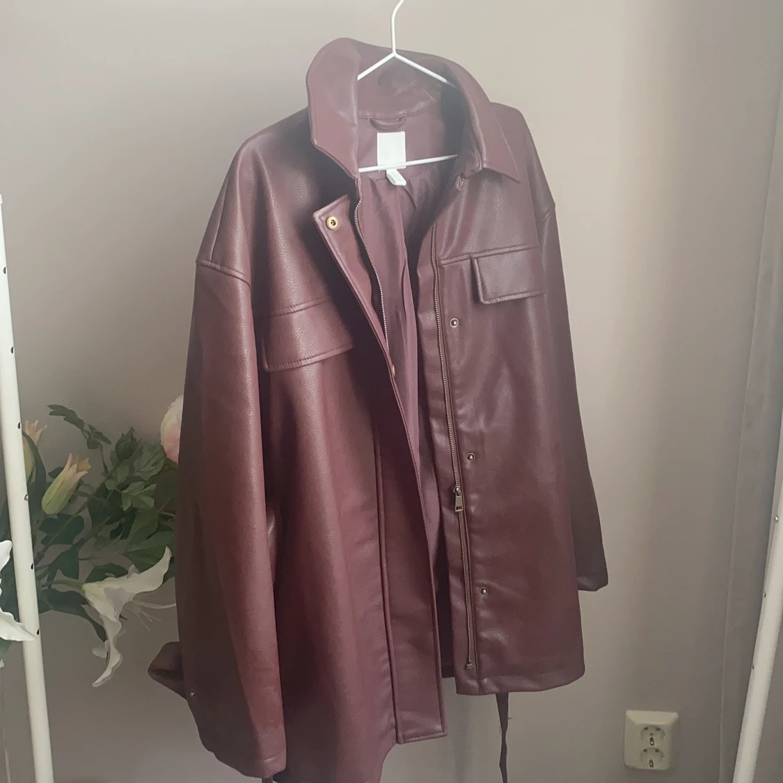 H&M jacket in burgundy  - 90