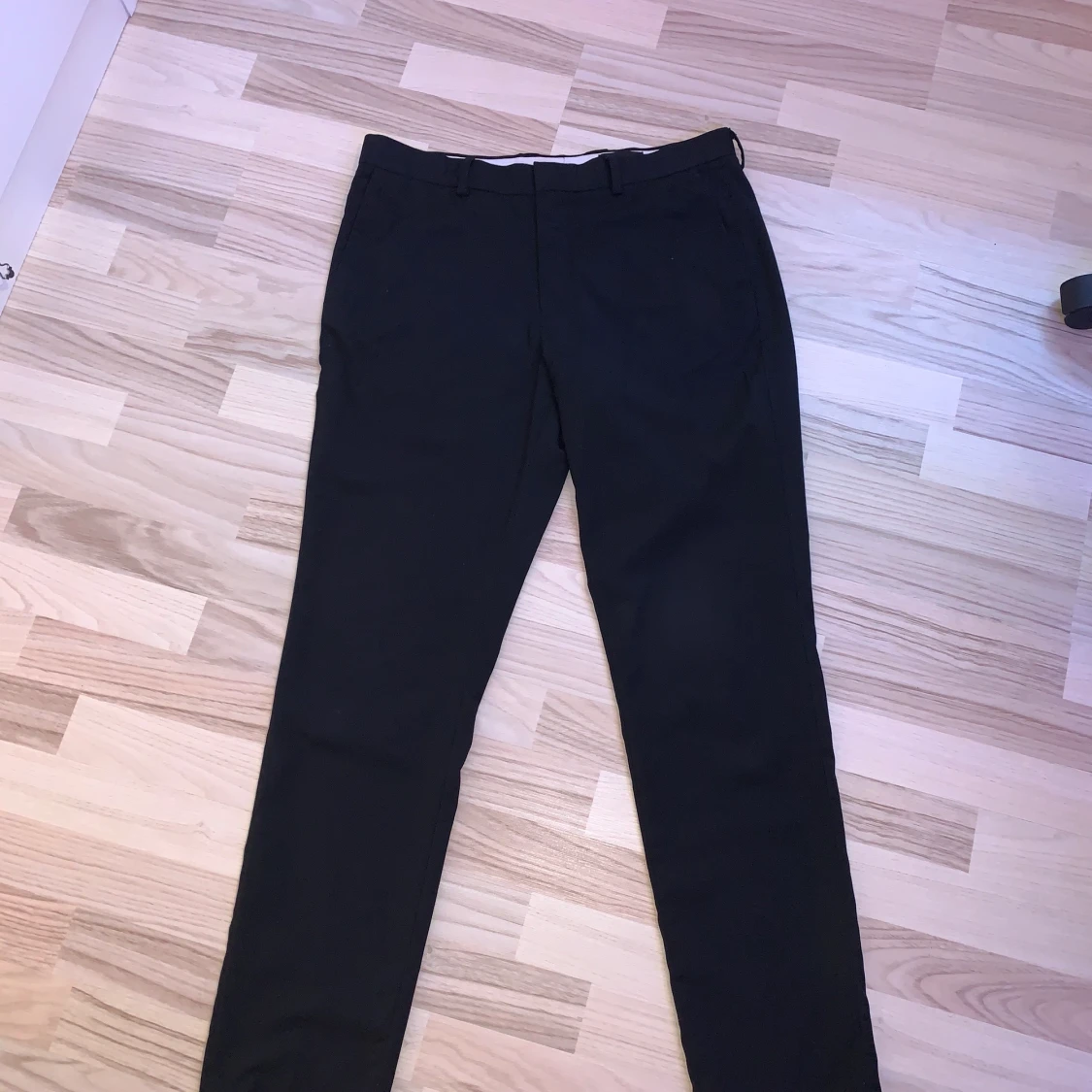 Kostymbyxor från H&M i strl eur 50 - 90