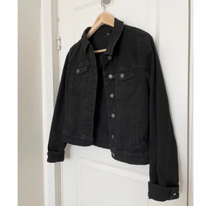 Jeansjacka - Jeansjacka från Vero Moda i stl. S