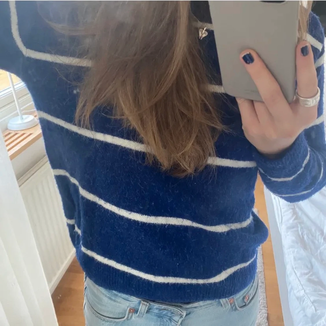 Stickad randig tröja