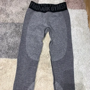 Gymshark træningsbukser - Str XS. Aldrig brugt sendes med Dao.